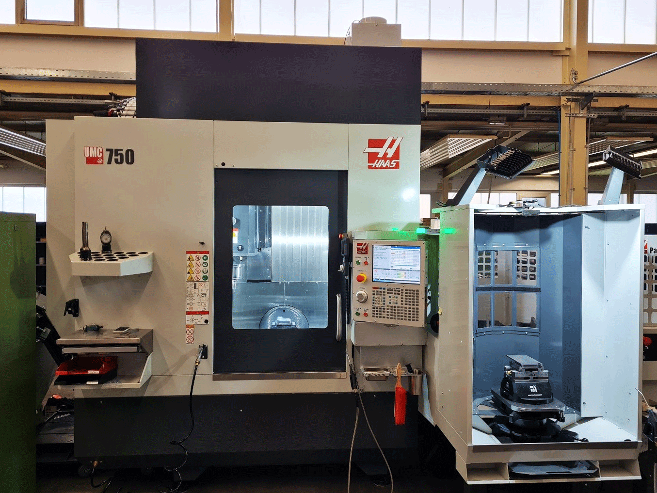 Nouvelle fraiseuse HAAS chez HPS Hydropneu